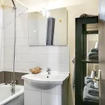 城堡乡间杜尔哥渡假屋 公寓 *